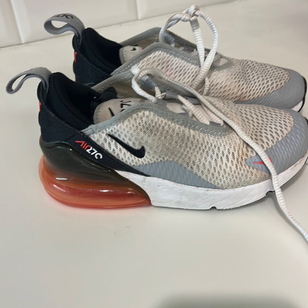 Toddler Boys Nike air 27c . Size 11.5c great condition